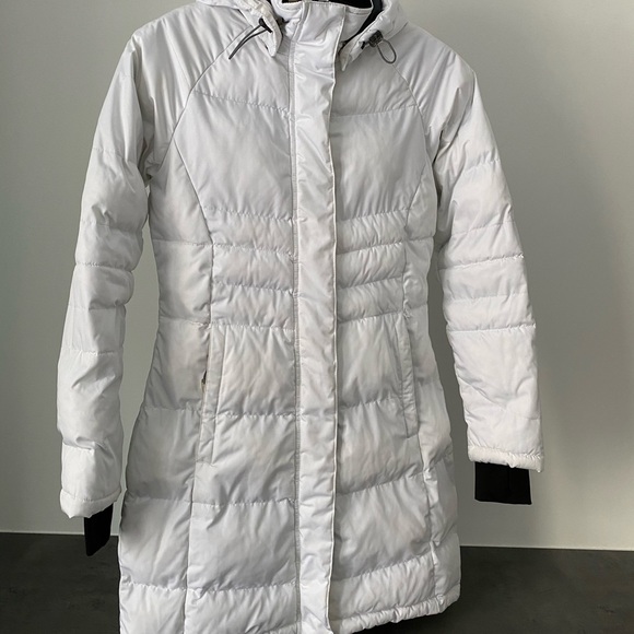 White winter jacket - Picture 1 of 5